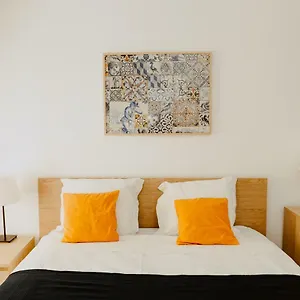 https://a-casa-do-jardim-a-estrela-i.hotels-lisbon-portugal.com